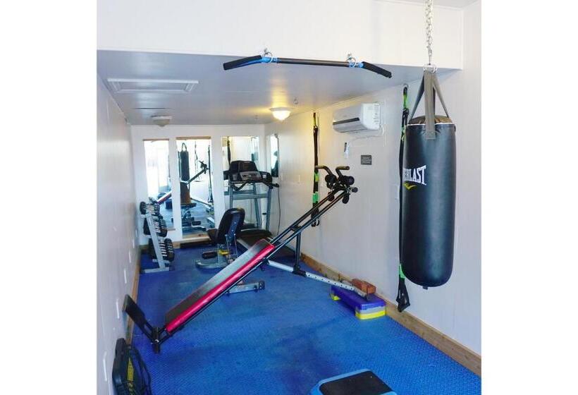 هتل Stay Saratoga