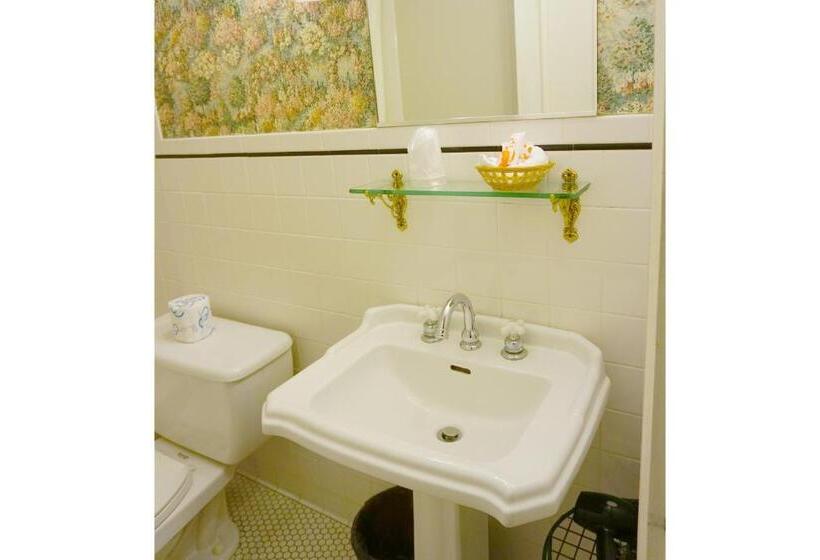 ホテル Stay Saratoga