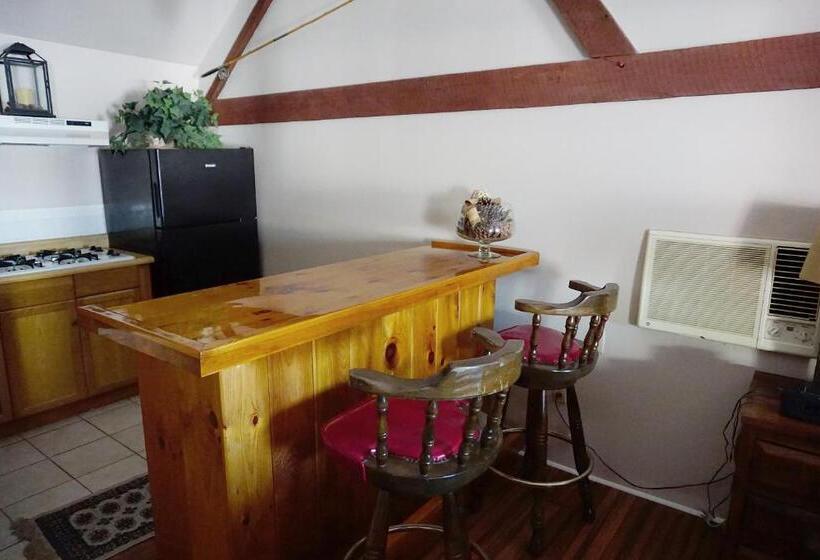 هتل Stay Saratoga