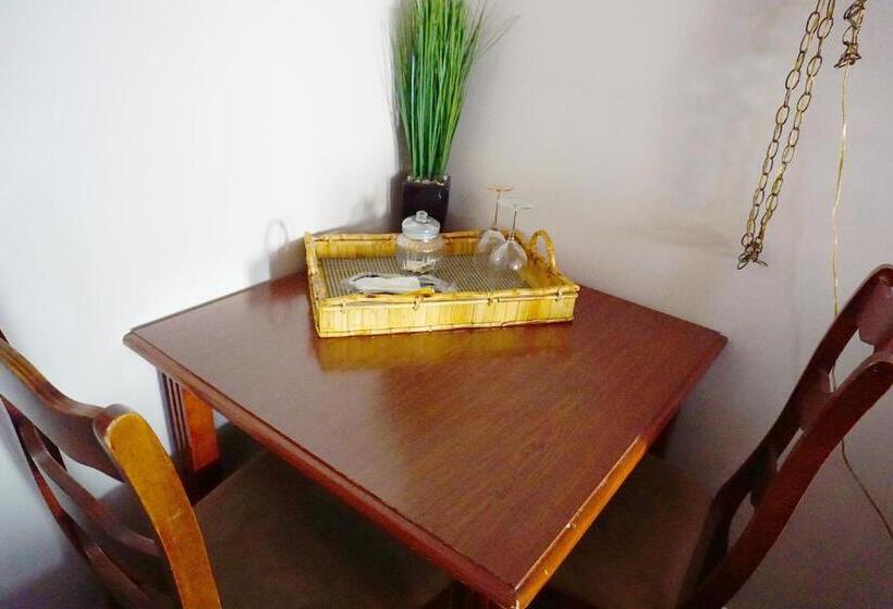 ホテル Stay Saratoga