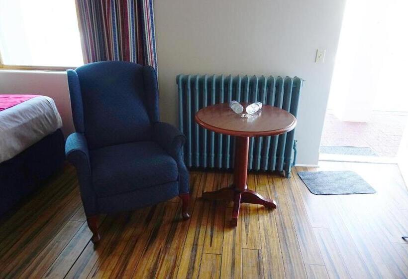 ホテル Stay Saratoga