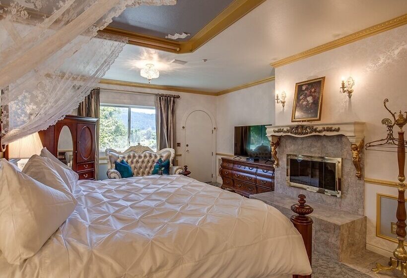 호텔 Storybook Riverside Inn