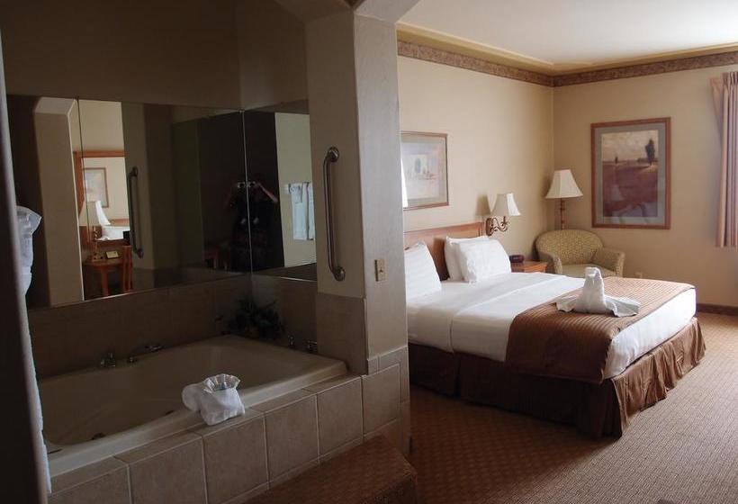 בית מלון כפרי The Inn At Rolling Hills Casino & Resort