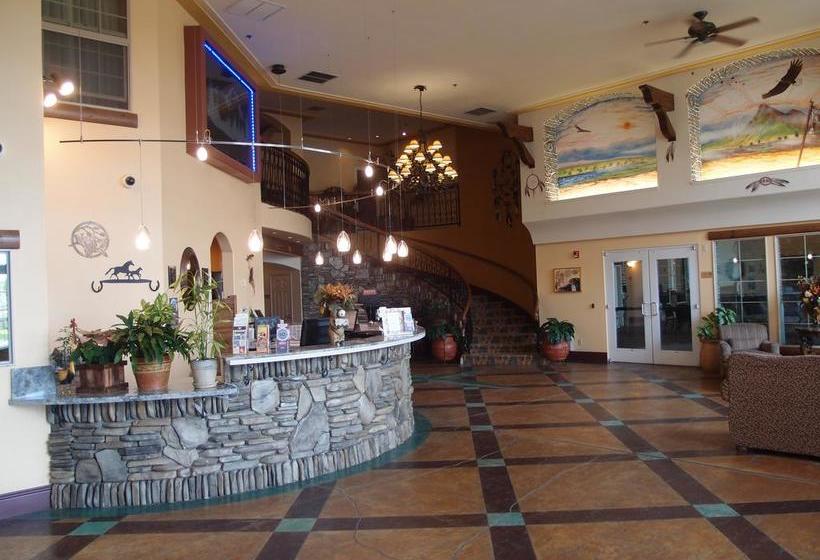 בית מלון כפרי The Inn At Rolling Hills Casino & Resort