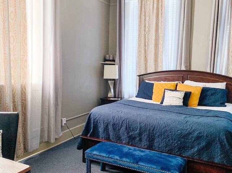 فندق The Loft On The Square