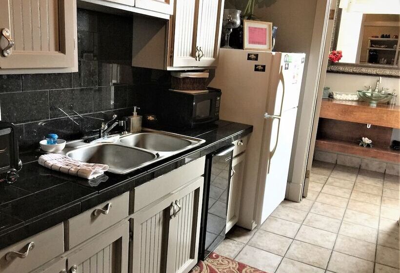 فندق The Loft On The Square