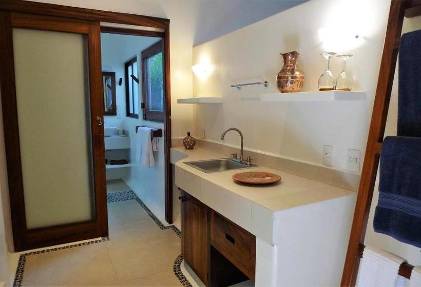 فندق The Studios At Solana Boutique B&b