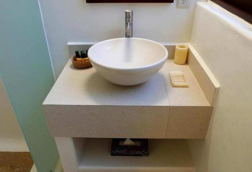 فندق The Studios At Solana Boutique B&b