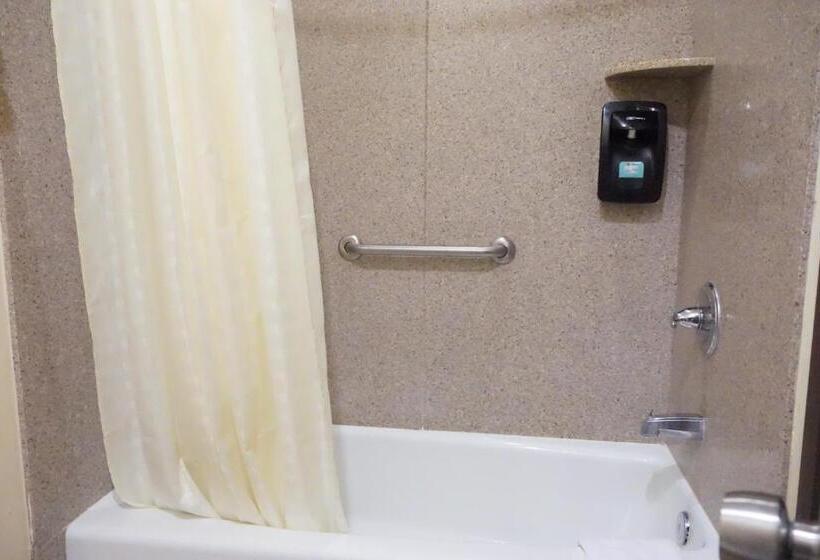 فندق Tuscan Garden Inn