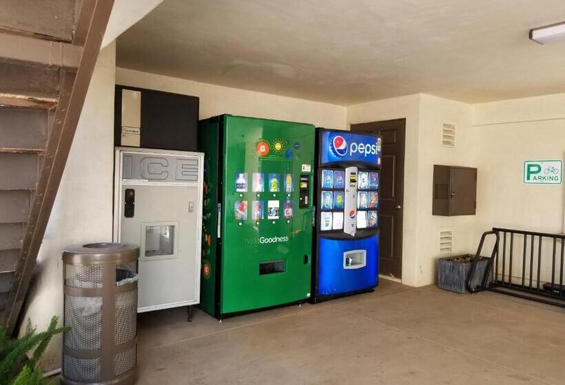 فندق Tuscan Garden Inn