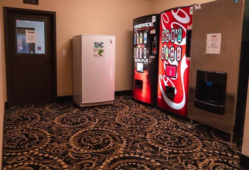 فندق Van Hook Territorial Inn