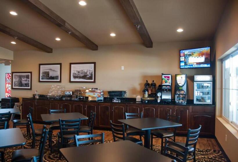 فندق Van Hook Territorial Inn