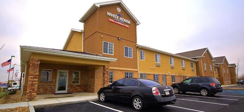 فندق White House Suites