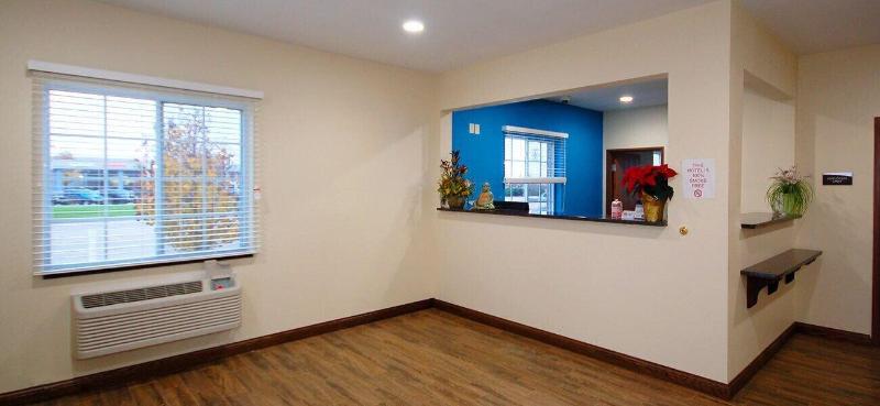 فندق White House Suites