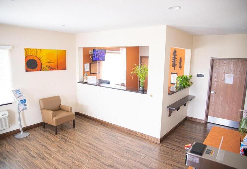 فندق White House Suites