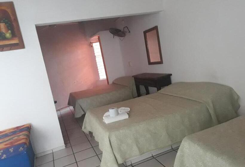 בית מלון כפרי Y Bungalows Islas Careyes