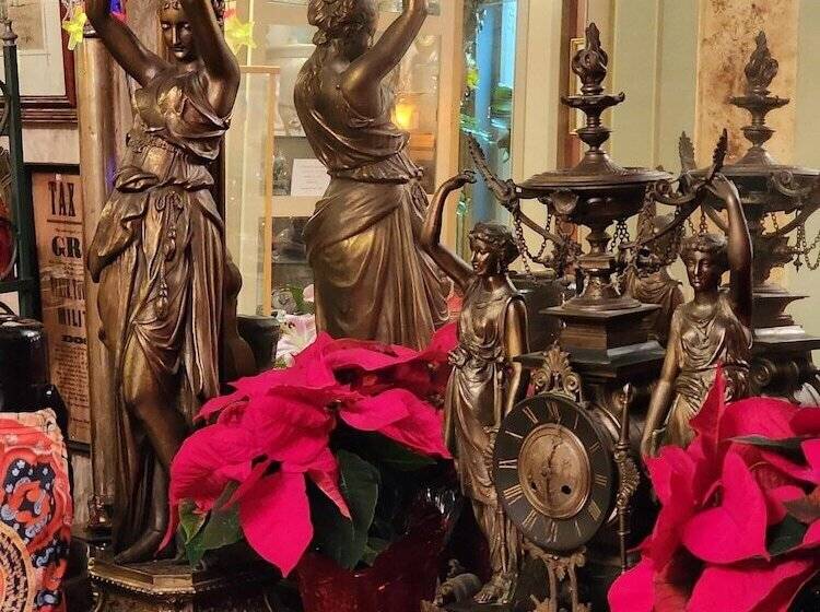 House Of 1833 Bed And Breakfast