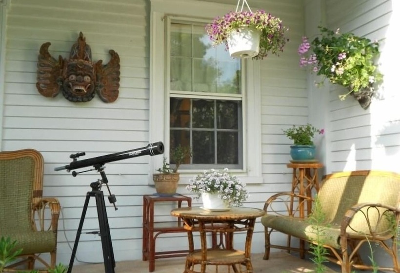 House Of 1833 Bed And Breakfast