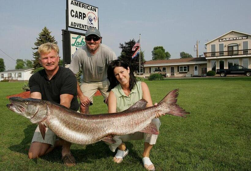 Lakeview Motel & Apartments