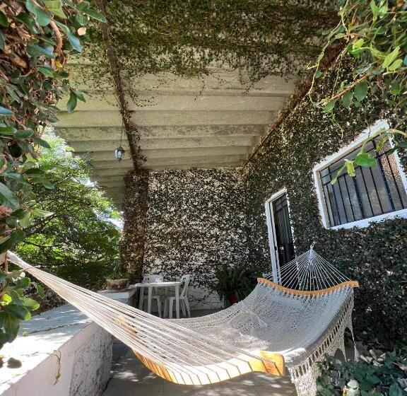 Mama Chuy Hotel & Villas