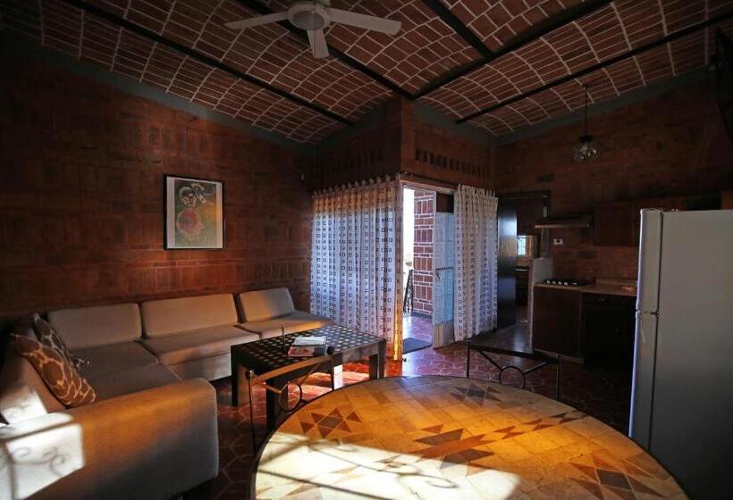 Mama Chuy Hotel & Villas