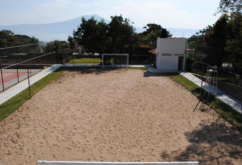 Mama Chuy Hotel & Villas