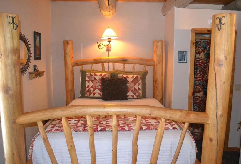 Mariposa Lodge Bed And Breakfast
