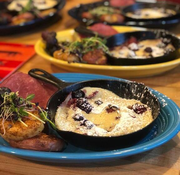 Mariposa Lodge Bed And Breakfast