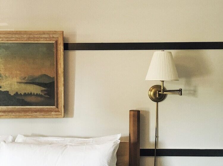 汽车旅馆  Brentwood