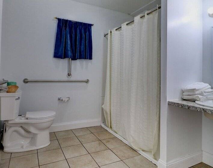 فندق على الطريق Brookside Inn & Cottages