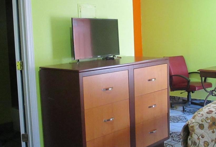 فندق على الطريق Budget Inn Houma