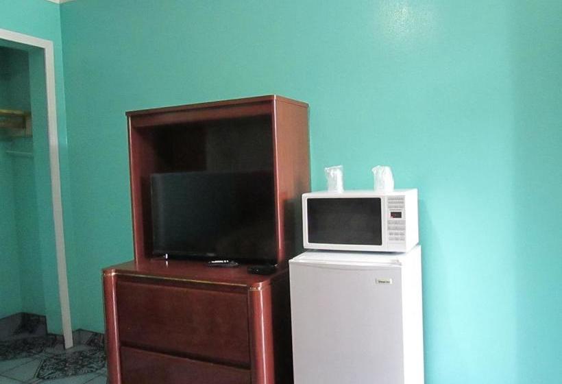 فندق على الطريق Budget Inn Houma