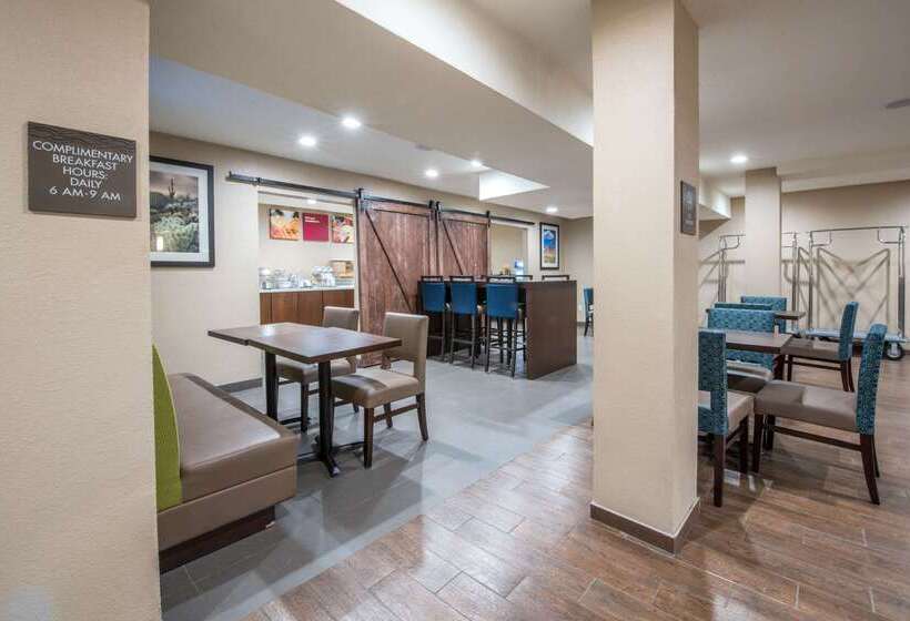 모텔 Comfort Inn & Suites Pinetop Show Low