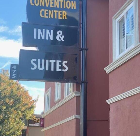 فندق على الطريق Convention Center Inn & Suites