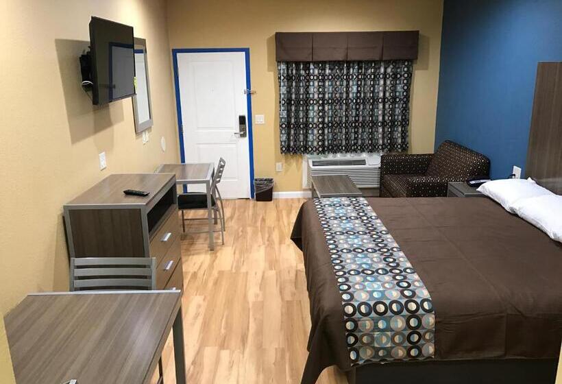 מוטל Deluxe Inn & Suites   Baytown