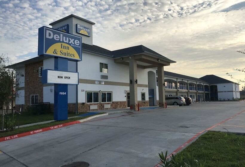 汽车旅馆  Deluxe Inn & Suites   Baytown