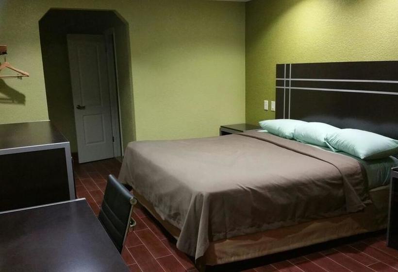 Мотель Derrick Inn