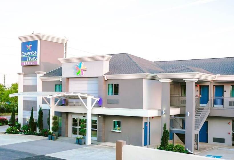 فندق على الطريق Express Inn  Spring