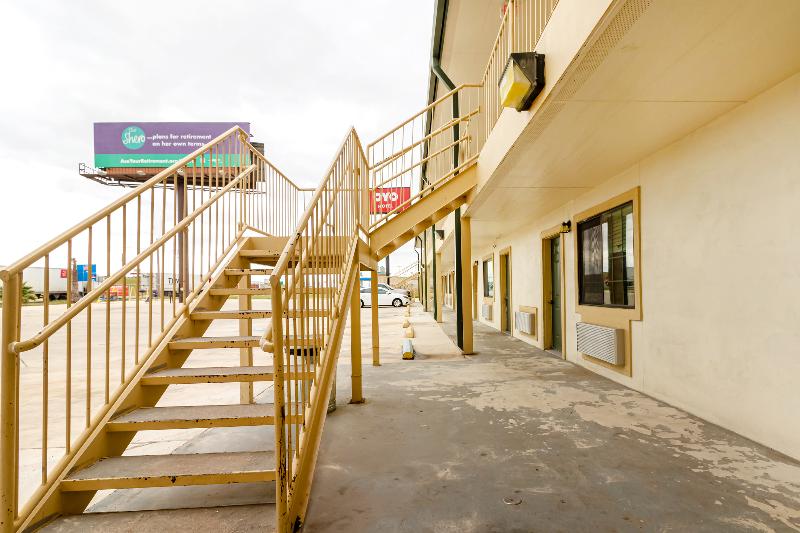 모텔 OYO Hotel Pearsall I-35 East