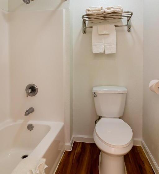 汽车旅馆  OYO Hotel Pearsall I-35 East