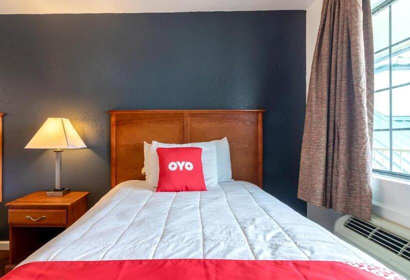 汽车旅馆  OYO Hotel Pearsall I-35 East