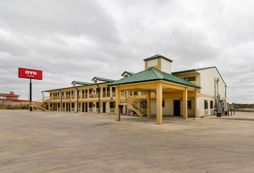 汽车旅馆  OYO Hotel Pearsall I-35 East