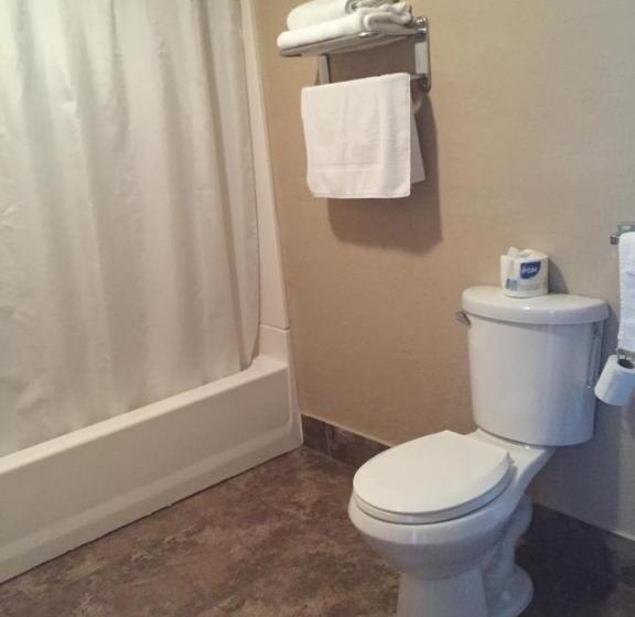 فندق على الطريق Harrison Inn