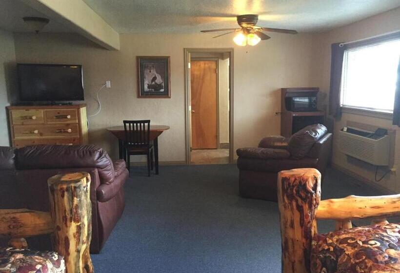 فندق على الطريق Harrison Inn