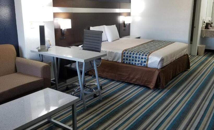 Мотель Homebridge Inn And Suites