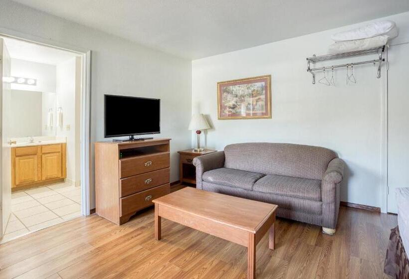 فندق على الطريق OYO Hotel Heber Springs Lakeside