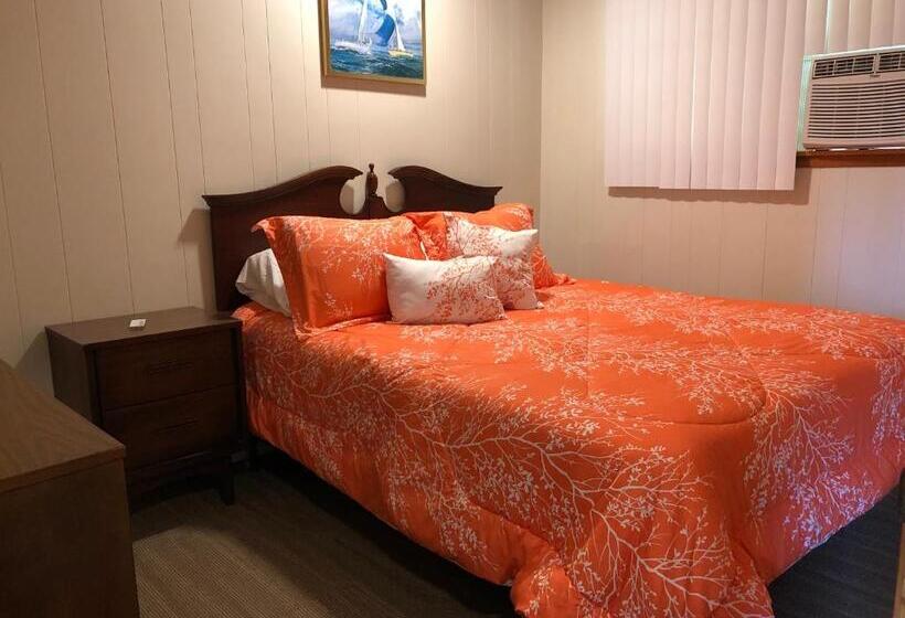 Мотель Marcotte Motor Court