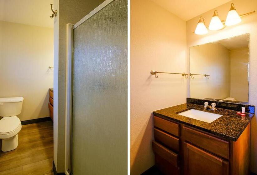 מוטל OYO Hotel Sulphur LA Hwy 90 West