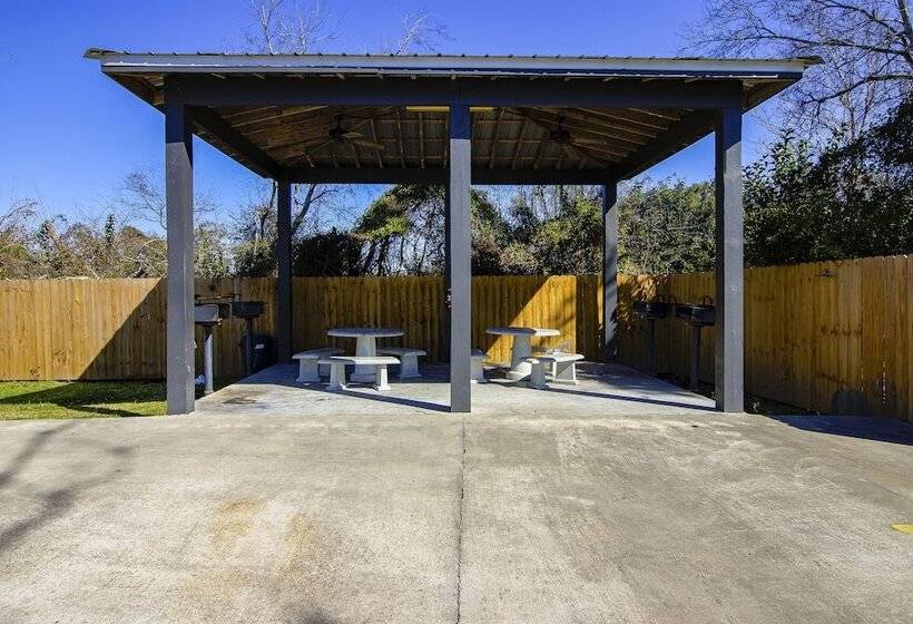 מוטל OYO Hotel Sulphur LA Hwy 90 West