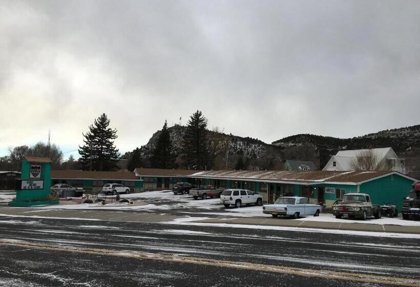 Мотель Raton Pass Motor Inn